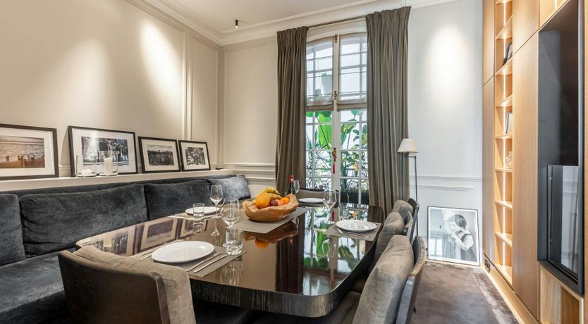 Photo of Eiffel Tower Vista