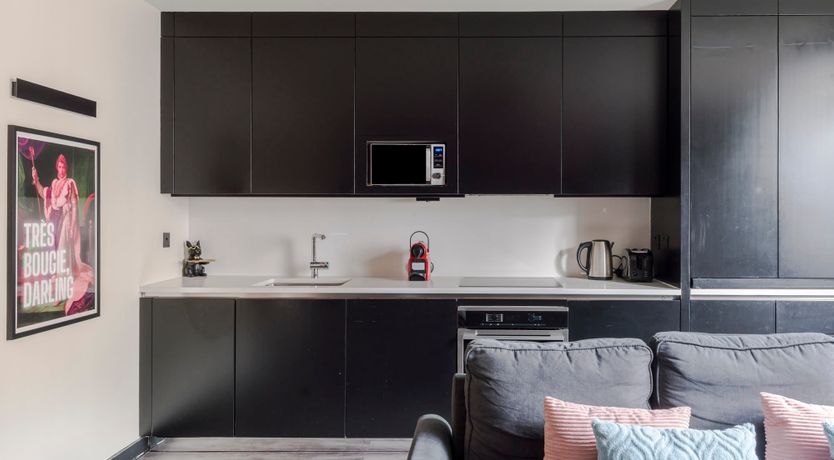 Photo of Neon on Neon