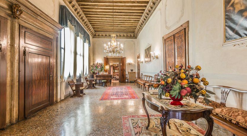 Photo of Venetian Breeze