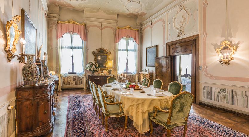 Photo of Venetian Breeze