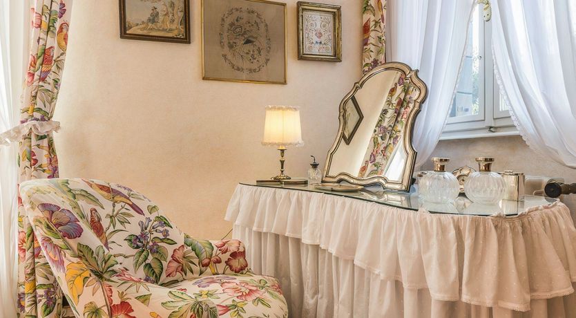 Photo of Venetian Breeze