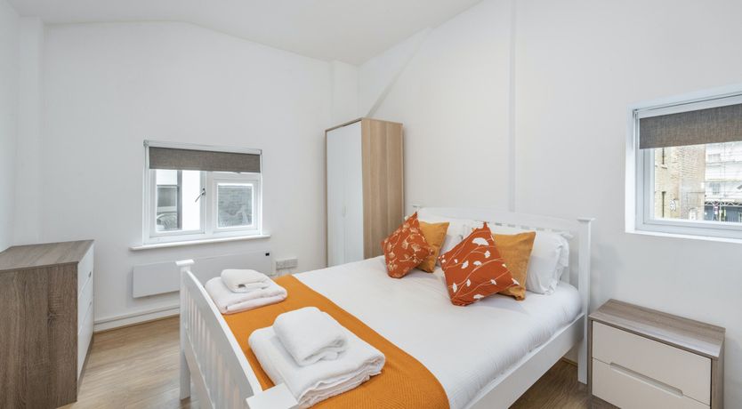 Photo of The Londoners