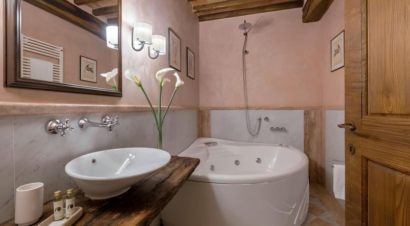 Photo of The Tuscan Vine