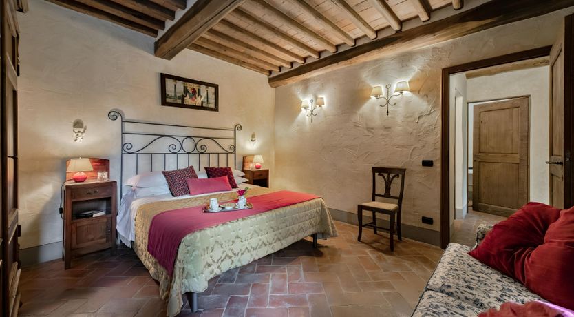 Photo of The Tuscan Vine