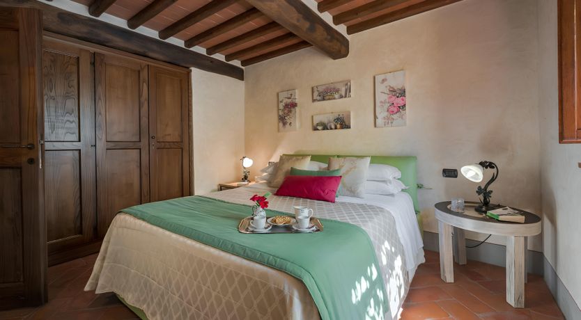 Photo of The Tuscan Vine