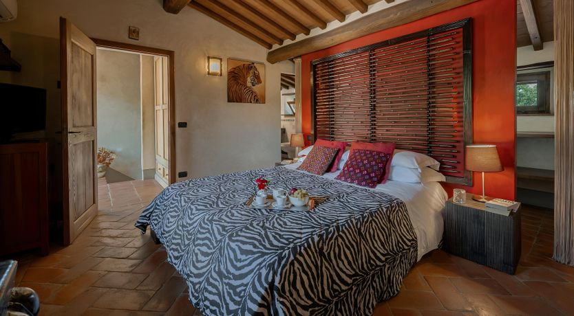 Photo of The Tuscan Vine