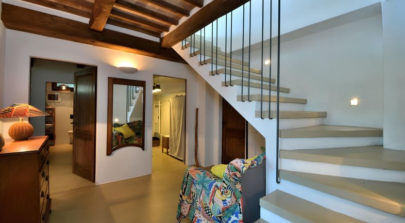 Photo of The Italian Rose