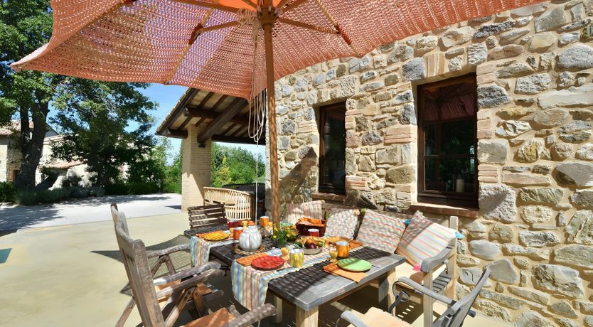 Photo of The Italian Rose