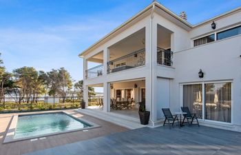 Casa del Mare Holiday Home