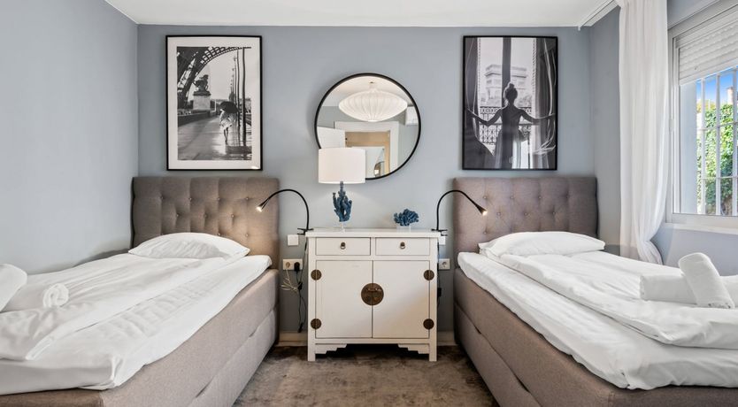 Photo of Gazing at the Rock