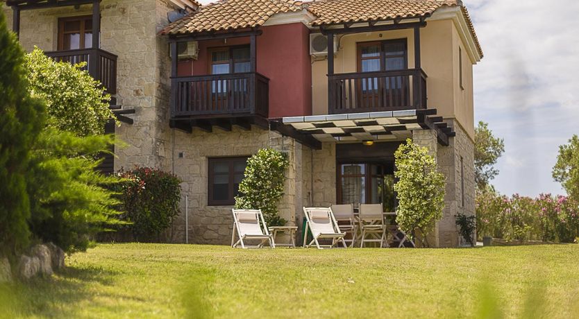 Photo of Nestled in the Sun