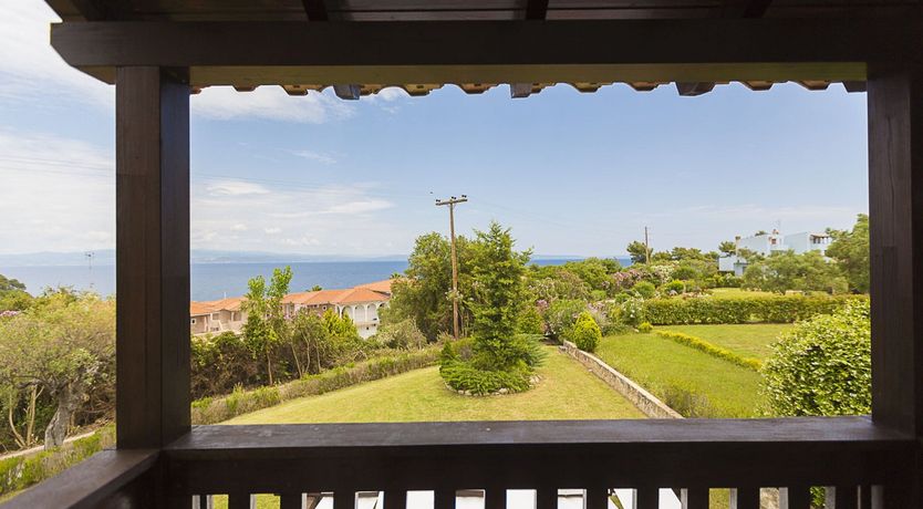 Photo of Nestled in the Sun