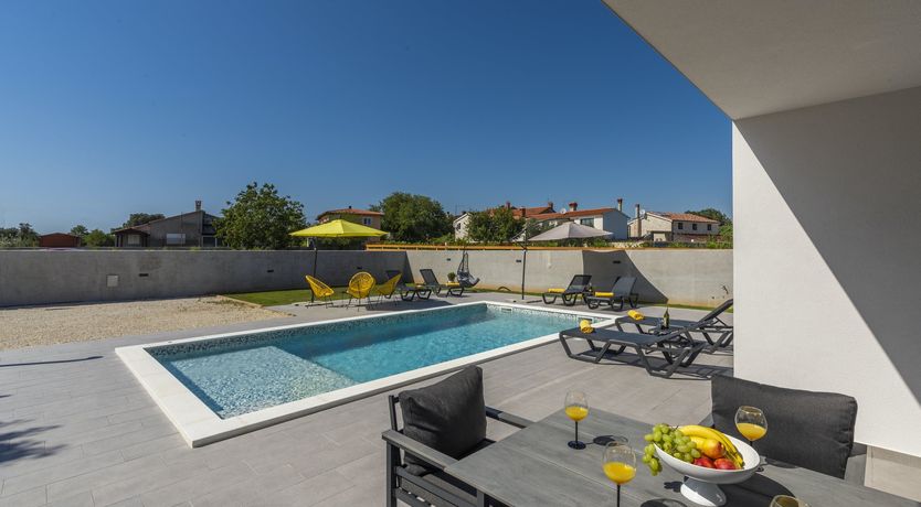 Photo of Castle of Pines