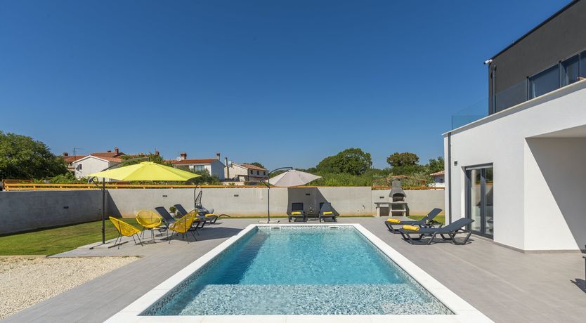 Photo of Castle of Pines