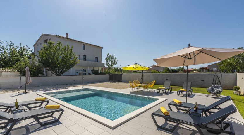 Photo of Castle of Pines