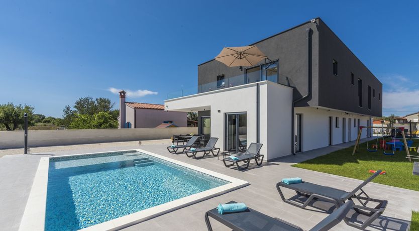 Photo of Castle of Pines