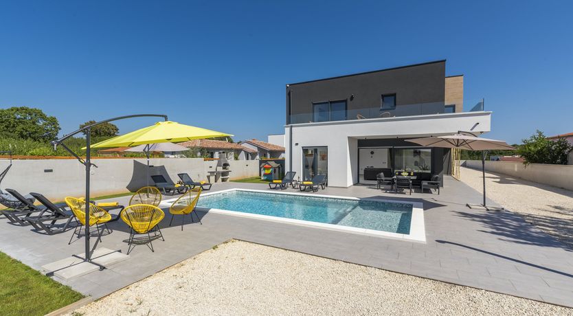 Photo of Castle of Pines