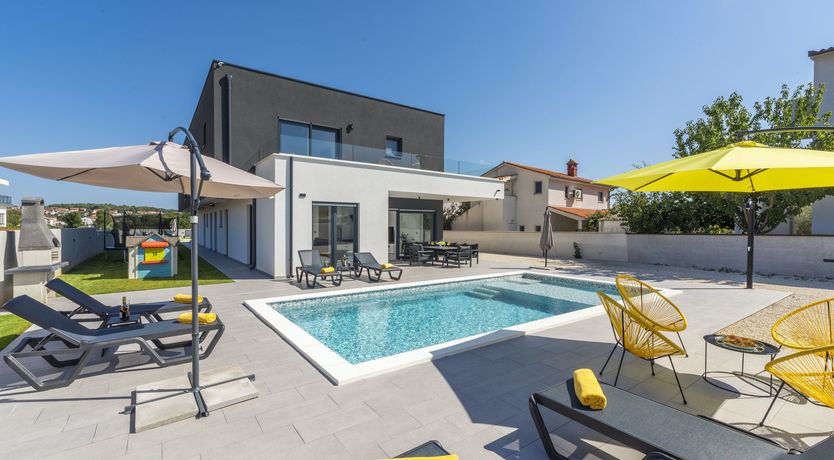 Photo of Castle of Pines