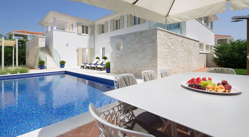 Photo of The Royal Sea