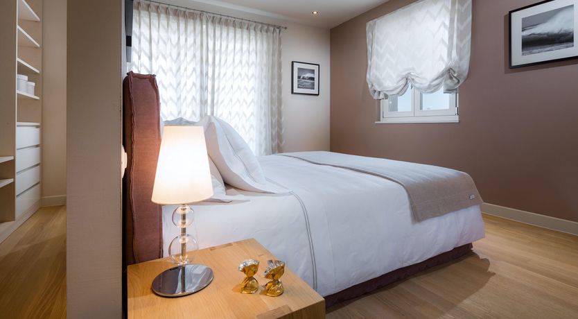 Photo of The Royal Sea