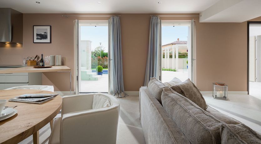 Photo of The Royal Sea