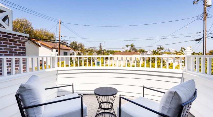 Photo of Santa Monica Sunrise