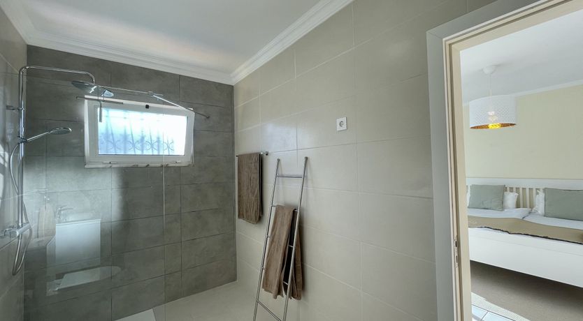 Photo of Eucalyptus & Clove