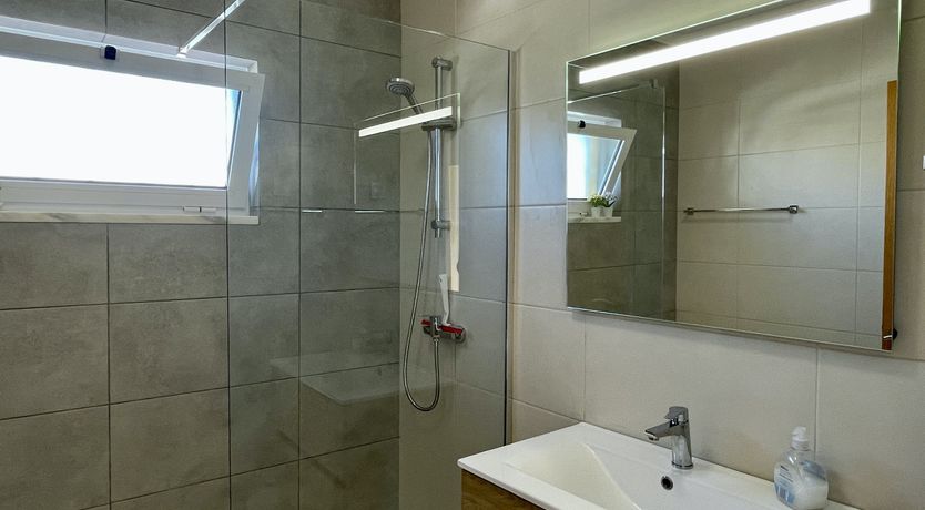 Photo of Eucalyptus & Clove