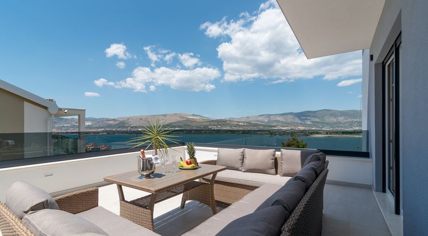 Photo of Coastline Cottage