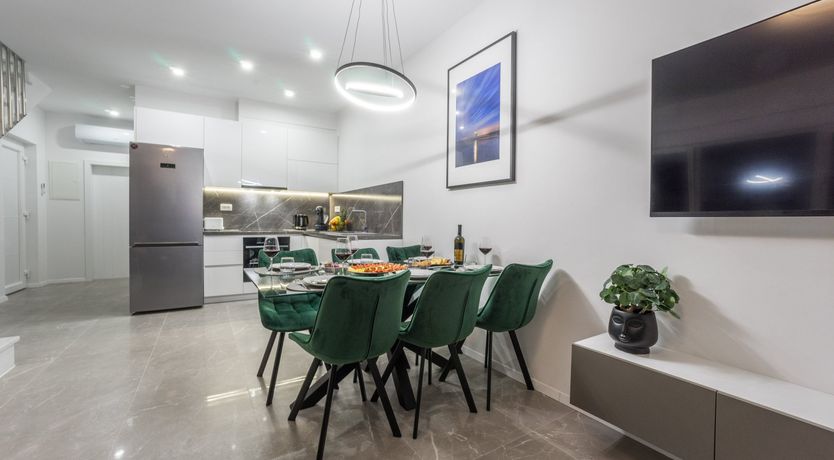 Photo of Croatian Pearl