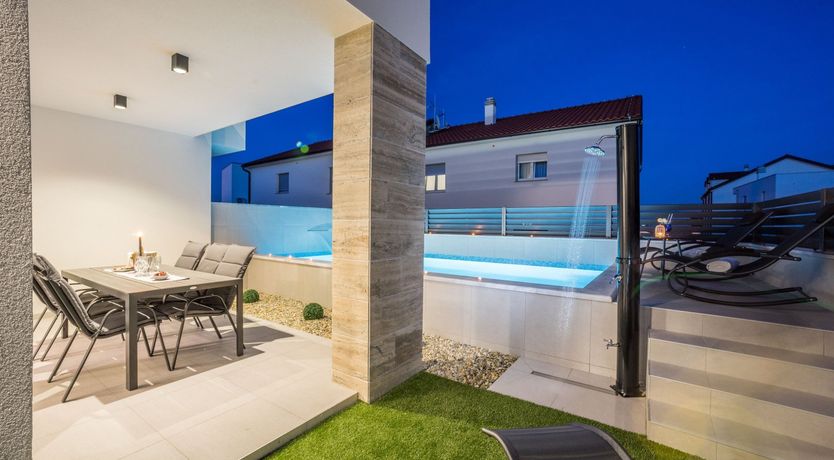 Photo of Croatian Pearl