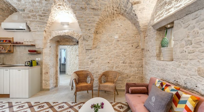 Photo of Olives & Honey