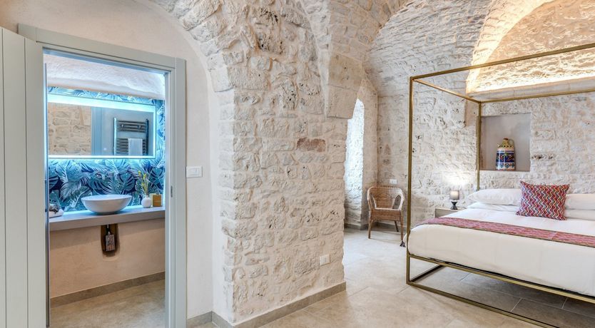 Photo of Olives & Honey