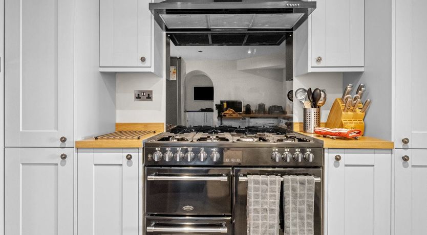 Photo of Magnolia Sunset