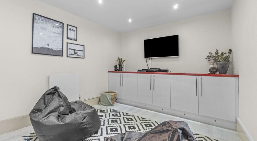 Photo of Magnolia Sunset