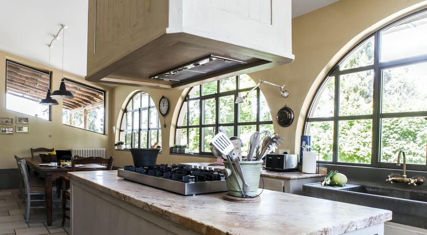 Photo of Sun in the Hills