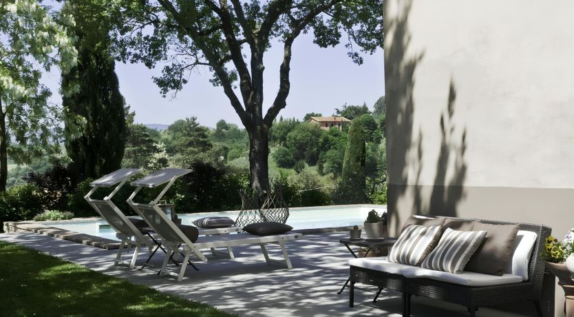 Photo of Sun in the Hills