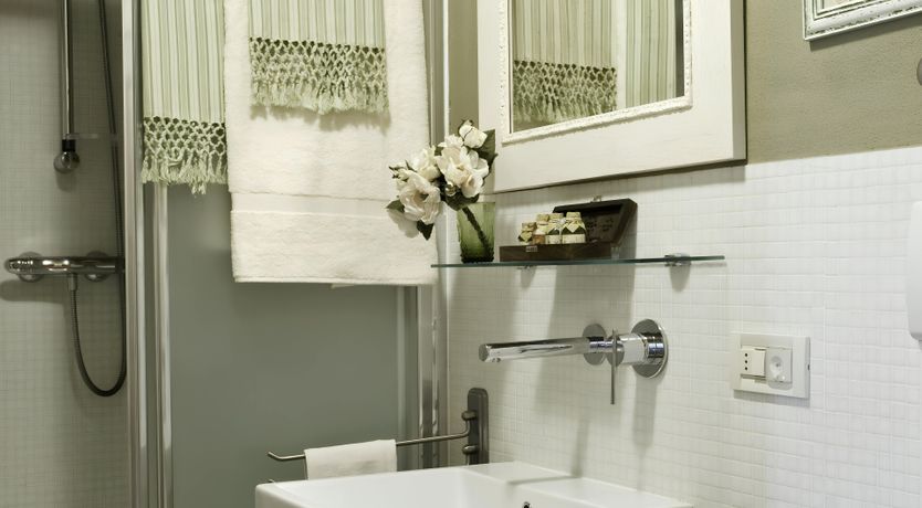 Photo of Sun in the Hills