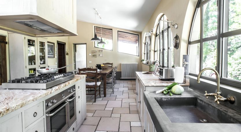 Photo of Sun in the Hills