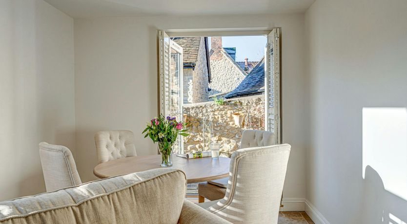 Photo of Oxbridge Oaks