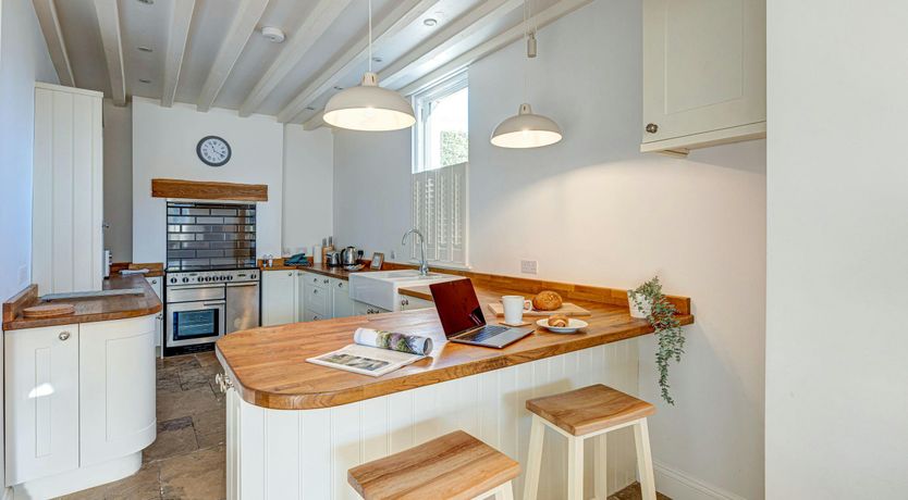 Photo of Oxbridge Oaks