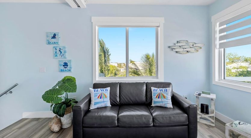 Photo of On the Ocean's Shore