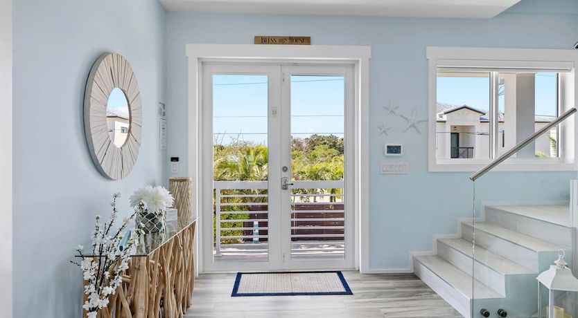 Photo of On the Ocean's Shore