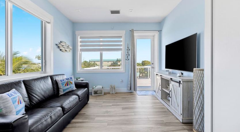 Photo of On the Ocean's Shore