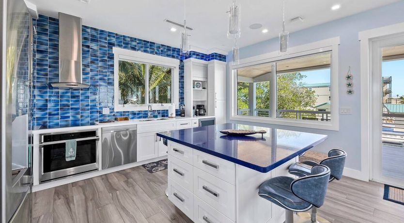 Photo of On the Ocean's Shore