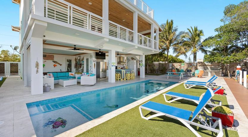 Photo of On the Ocean's Shore