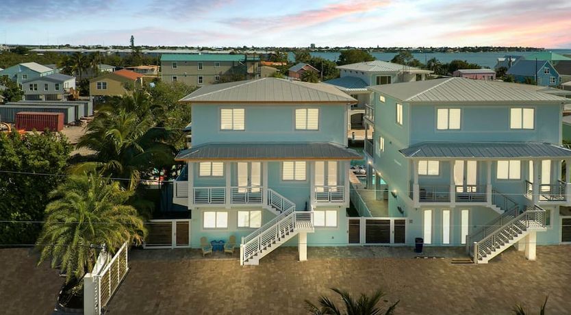 Photo of On the Ocean's Shore