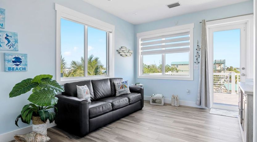 Photo of On the Ocean's Shore