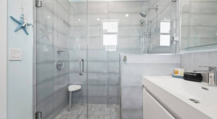 Photo of On the Ocean's Shore