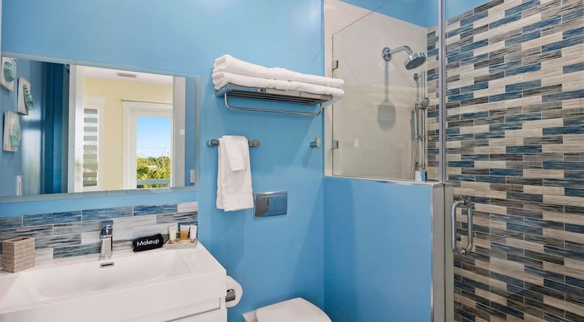 Photo of On the Ocean's Shore